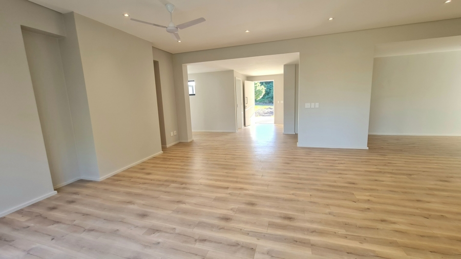 3 Bedroom Property for Sale in Keurbooms Western Cape